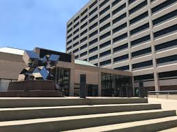 Wide-angle picture of Omaha City Council