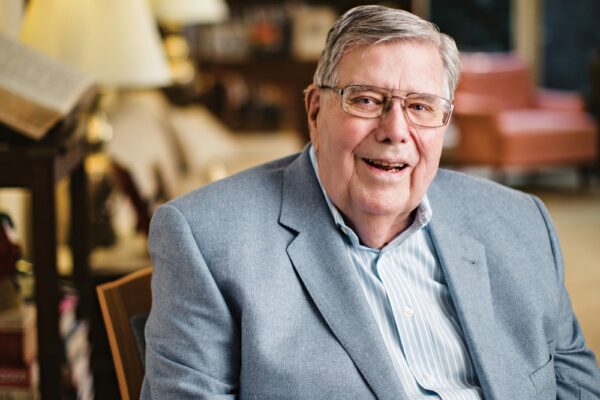 The late Dick Holland sits for a portrait. Image by Geoff Johnson — licensed for use.