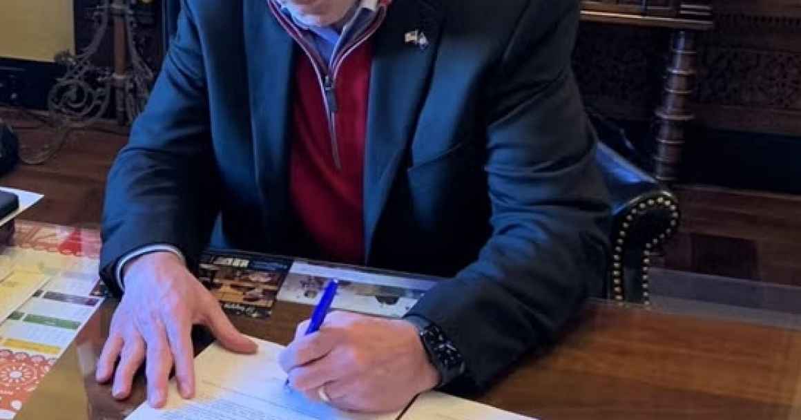 Gov. Pillen signs an executive order directing state agencies to ensure they are supporting federal immigration enforcement.
